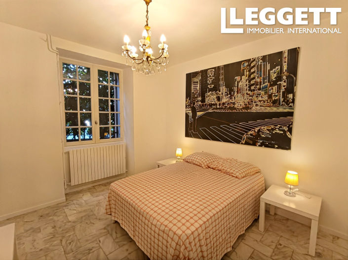 Image No.9-3 Bed House for sale