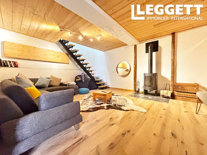 Image No.4-2 Bed House for sale