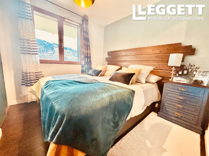 Image No.9-2 Bed Apartment for sale