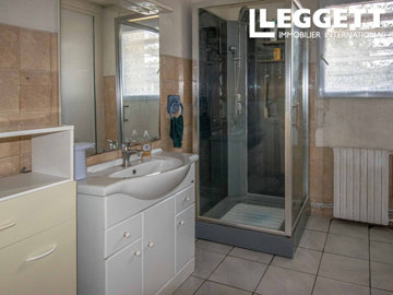 ahr0chm6ly9jzg4uagvzdglhlmltbw8vaw1hz2uvvevom