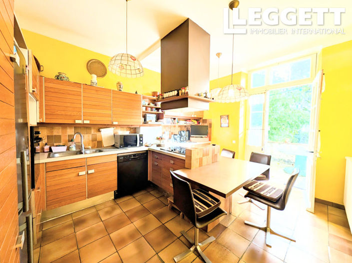 Image No.5-5 Bed House for sale