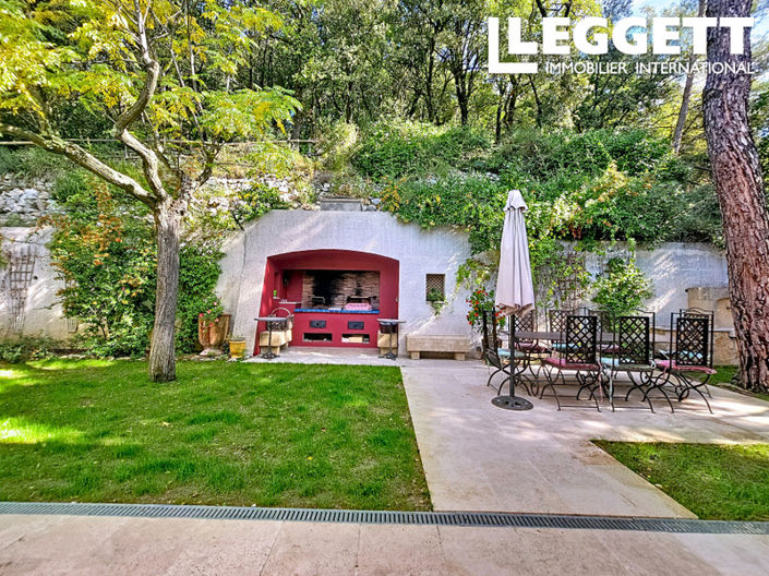 Image No.9-3 Bed House for sale