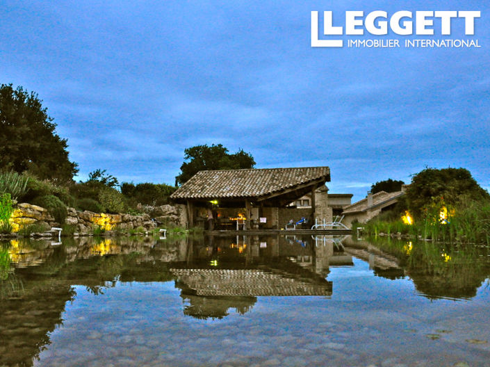 Image No.10-10 Bed House for sale