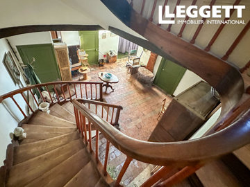 ahr0chm6ly9jzg4uagvzdglhlmltbw8vaw1hz2uvvevom