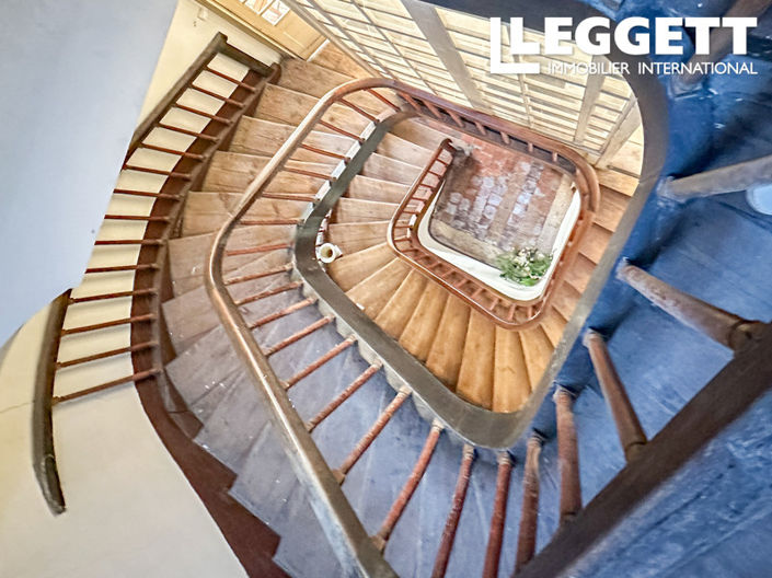 Image No.6-5 Bed House for sale