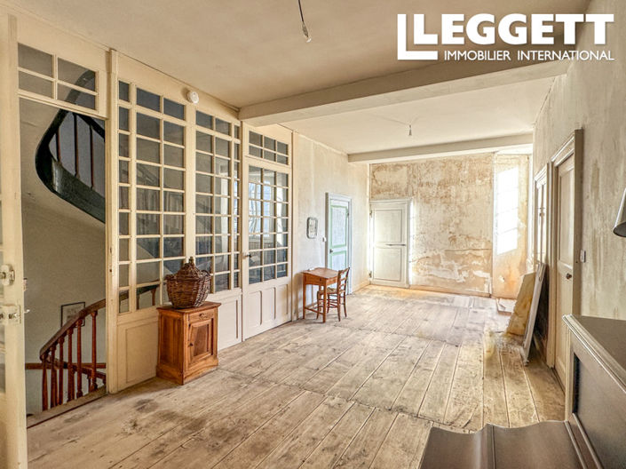 Image No.7-5 Bed House for sale