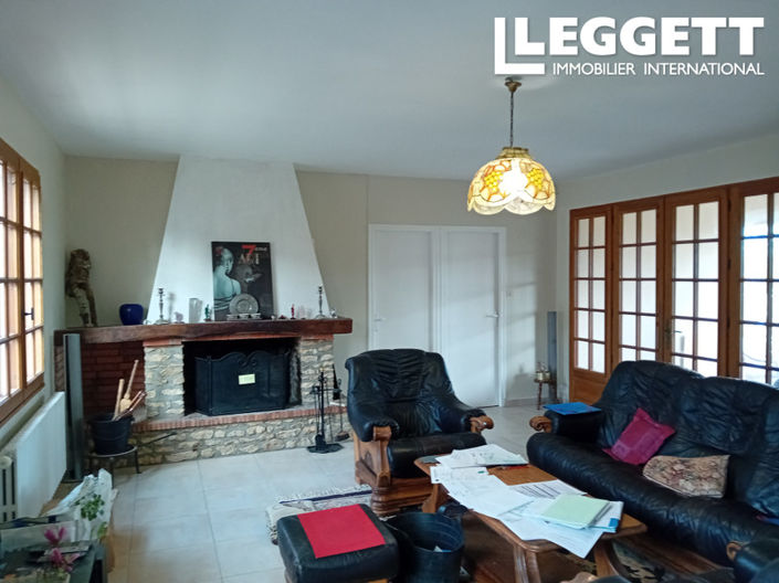 Image No.2-3 Bed House for sale