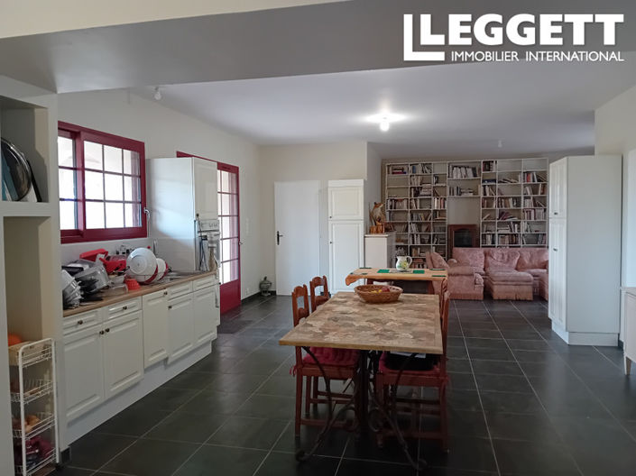 Image No.5-3 Bed House for sale