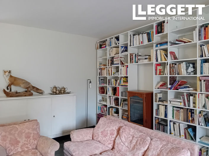 Image No.6-3 Bed House for sale