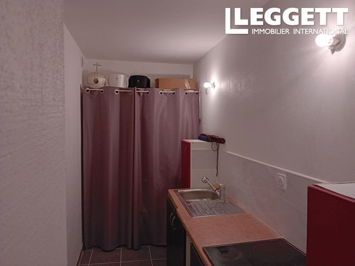 Image No.8-3 Bed House for sale