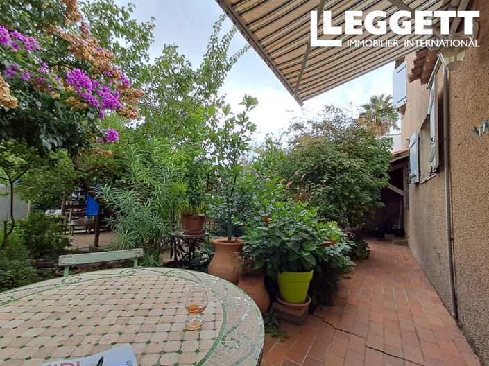 Image No.10-3 Bed House for sale