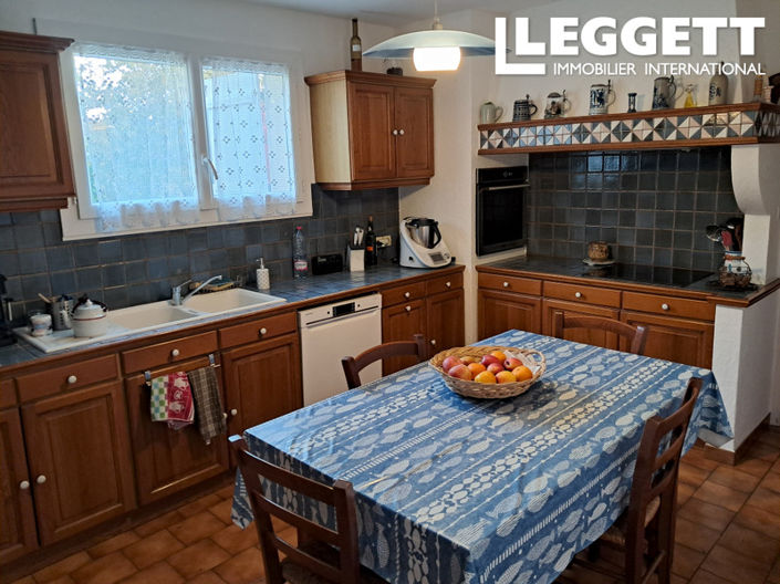 Image No.2-3 Bed House for sale