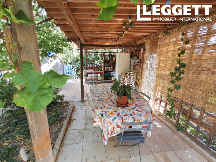 Image No.8-3 Bed House for sale