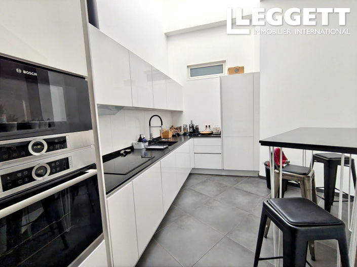 Image No.3-3 Bed Apartment for sale