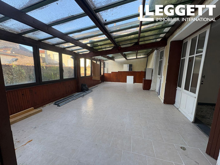 Image No.3-4 Bed Commercial for sale