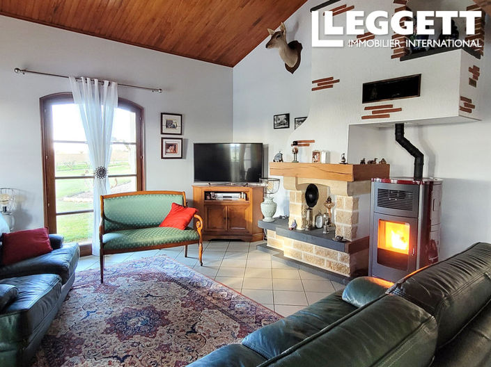 Image No.5-4 Bed House for sale