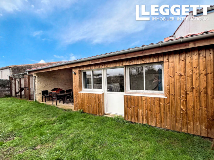 Image No.10-4 Bed House for sale