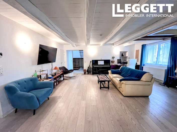 Image No.2-4 Bed House for sale