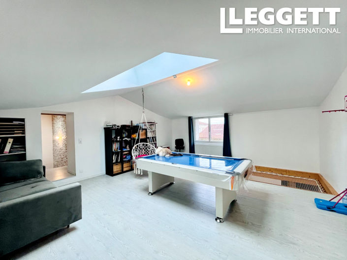 Image No.9-4 Bed House for sale