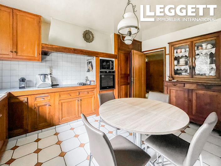 Image No.5-5 Bed House for sale