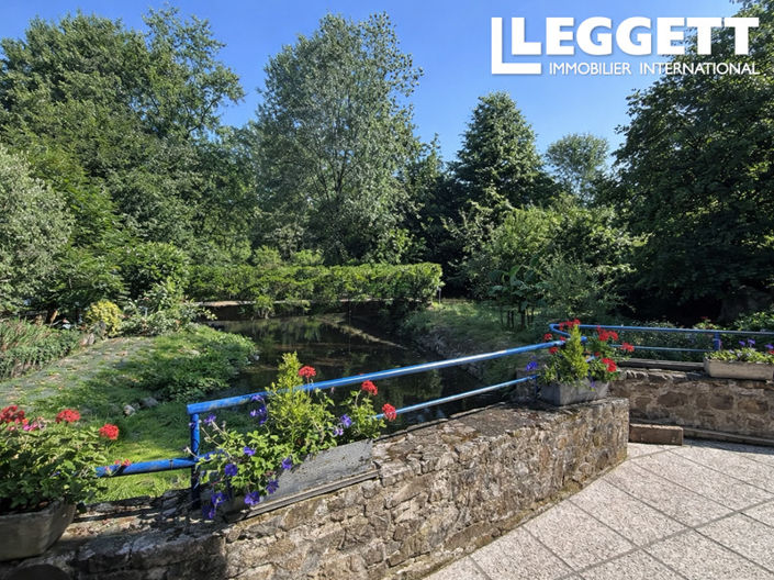 Image No.2-Maison de 5 chambres à vendre à Montsûrs