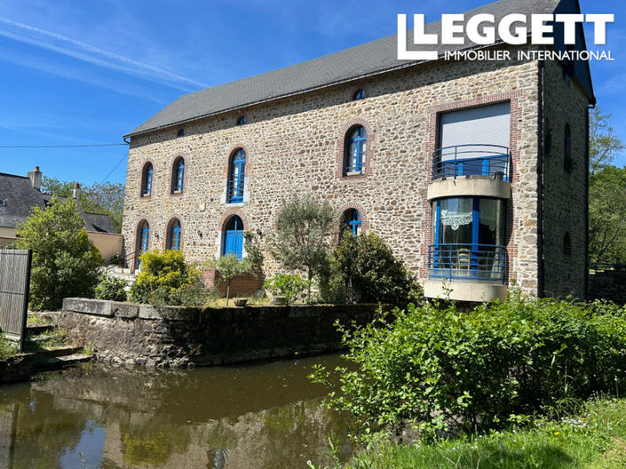 Image No.2-Maison de 5 chambres à vendre à Montsûrs