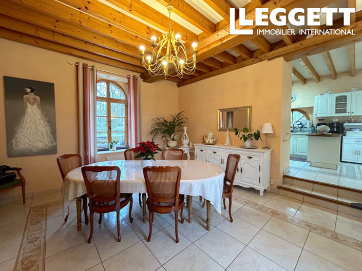 Image No.5-Maison de 5 chambres à vendre à Montsûrs