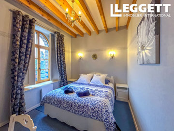 ahr0chm6ly9jzg4uagvzdglhlmltbw8vaw1hz2uvvevom