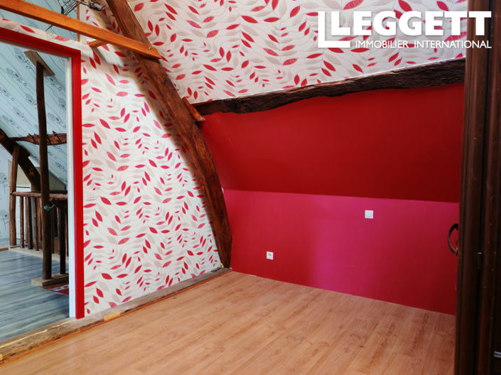 Image No.6-2 Bed House for sale