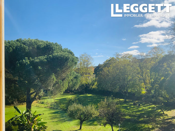 Image No.10-1 Bed House for sale