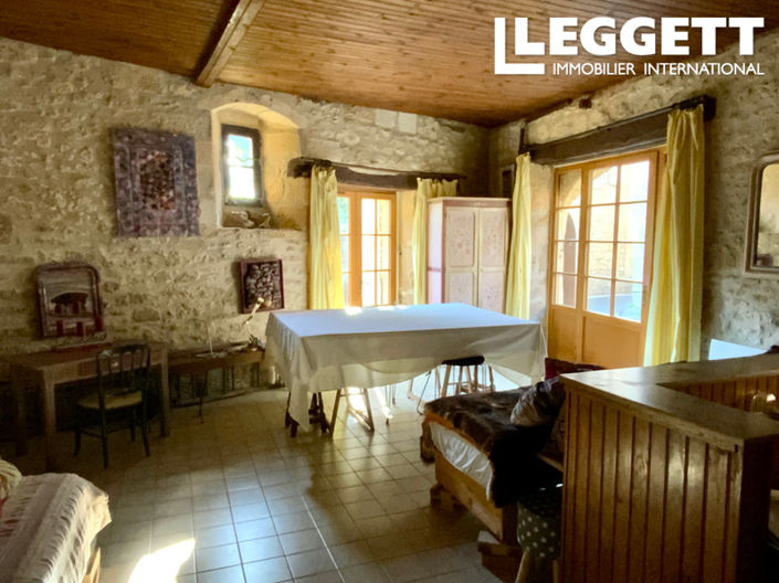 Image No.3-1 Bed House for sale