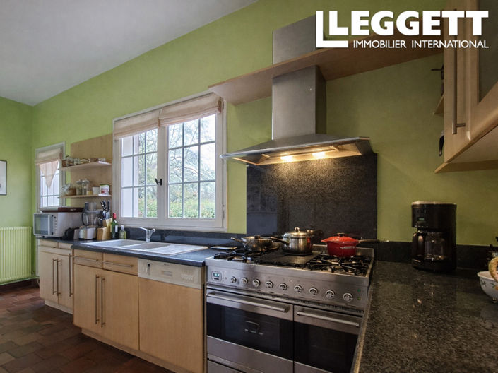 Image No.3-4 Bed House for sale