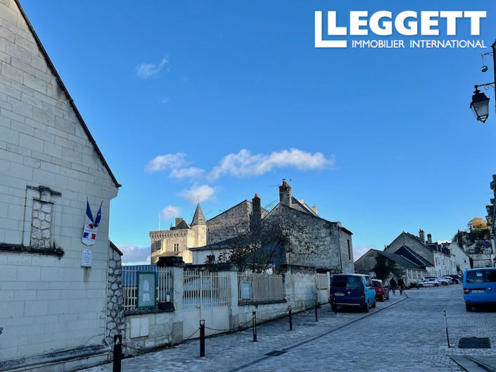 Image No.10-3 Bed House for sale