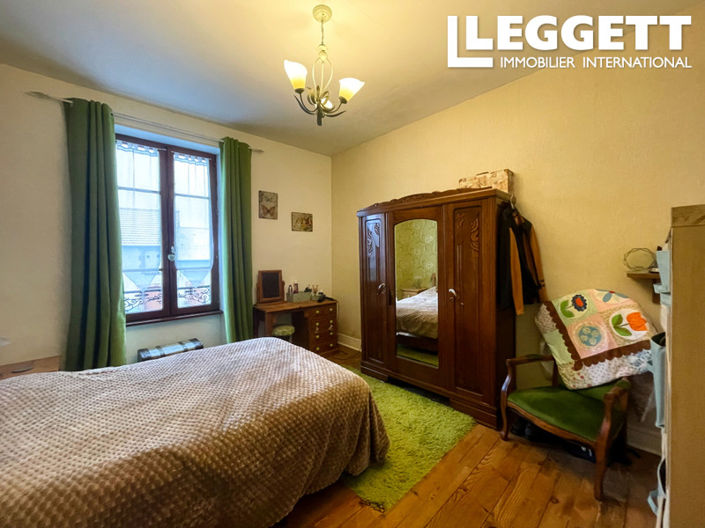 Image No.8-3 Bed House for sale