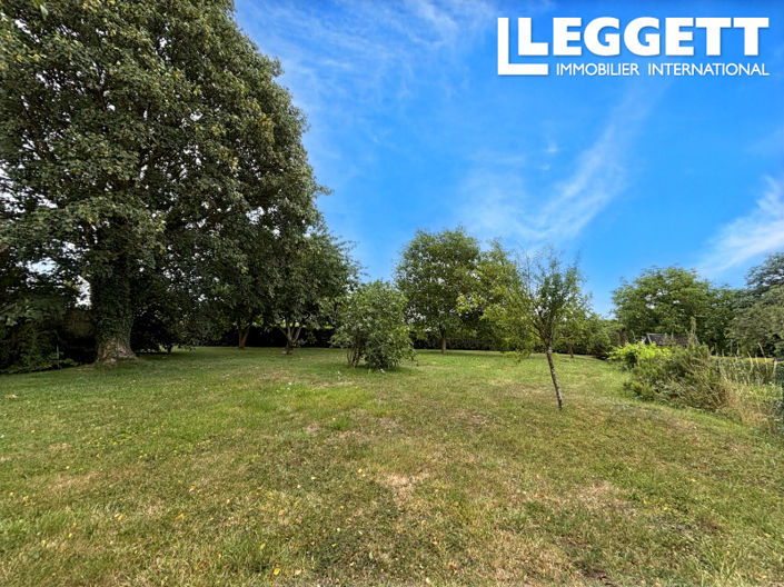 Image No.10-6 Bed House for sale