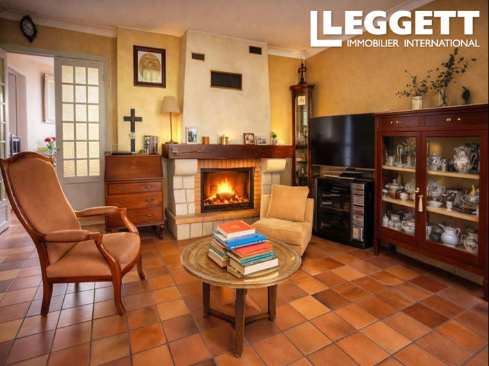 Image No.3-6 Bed House for sale