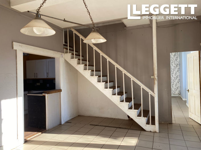 Image No.6-5 Bed House for sale