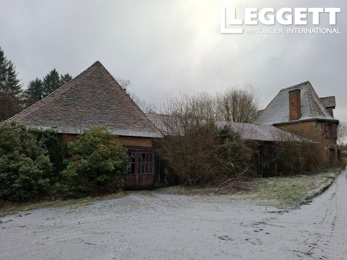 Image No.8-6 Bed Chateaux for sale