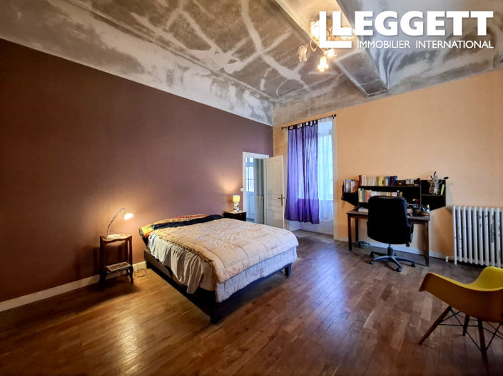 Image No.9-6 Bed Chateaux for sale