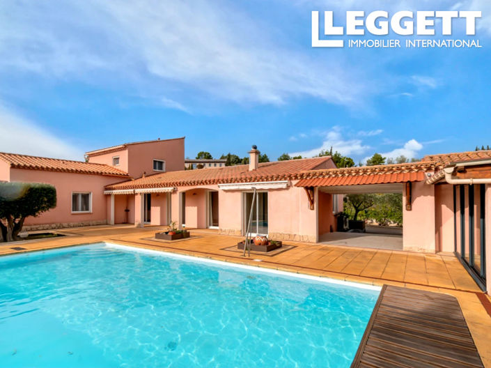 Image No.2-4 Bed House for sale