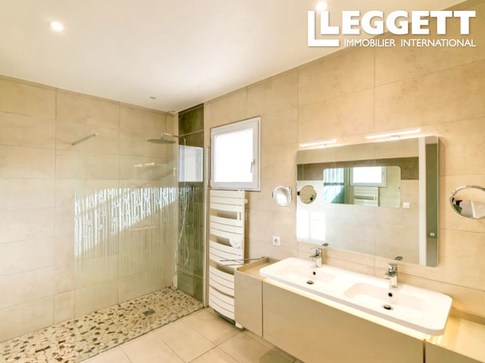 Image No.5-Maison de 4 chambres à vendre à Narbonne