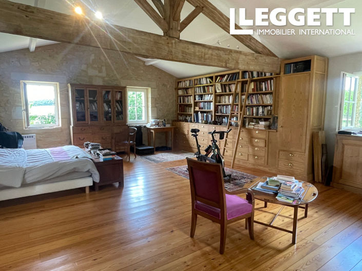 Image No.9-13 Bed House for sale