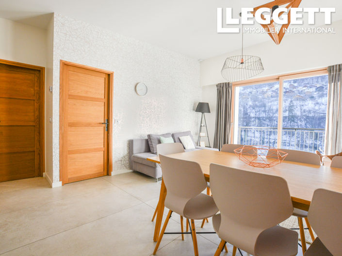 Image No.10-2 Bed Apartment for sale