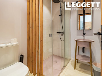 ahr0chm6ly9jzg4uagvzdglhlmltbw8vaw1hz2uvvevom