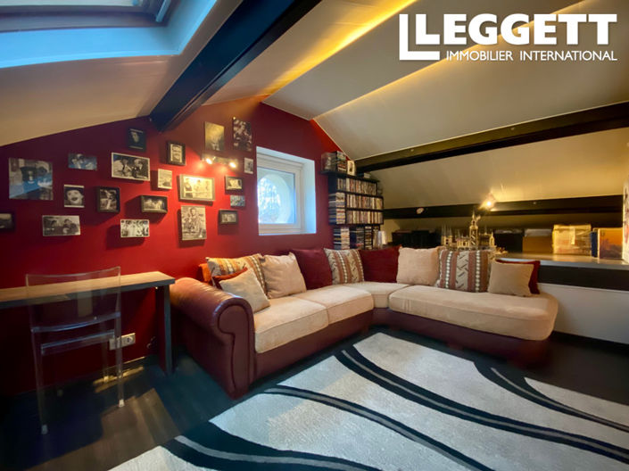 Image No.3-3 Bed House for sale