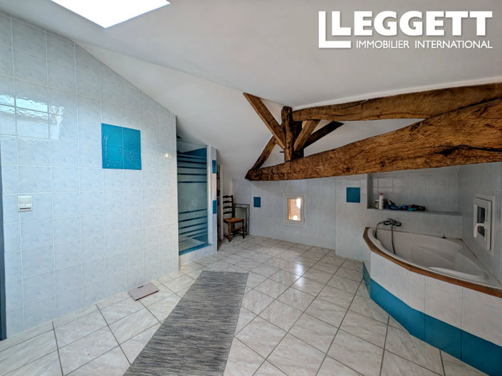 Image No.5-4 Bed House for sale