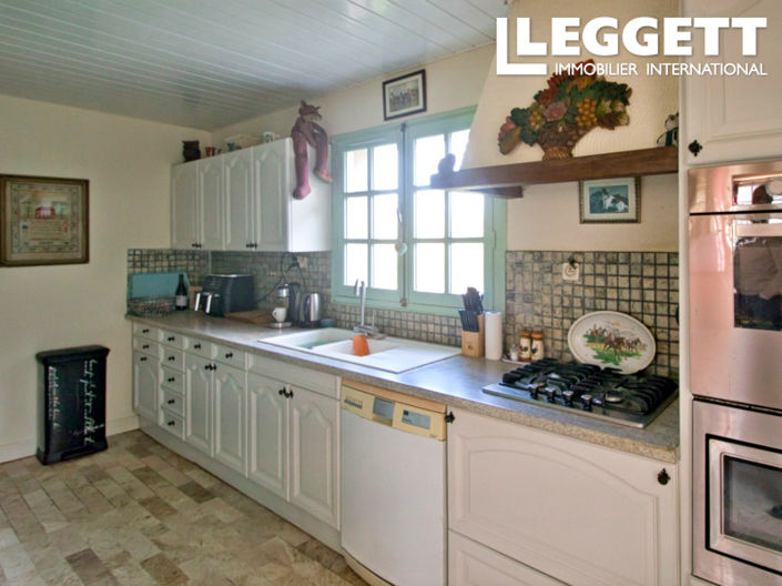 Image No.3-5 Bed House for sale