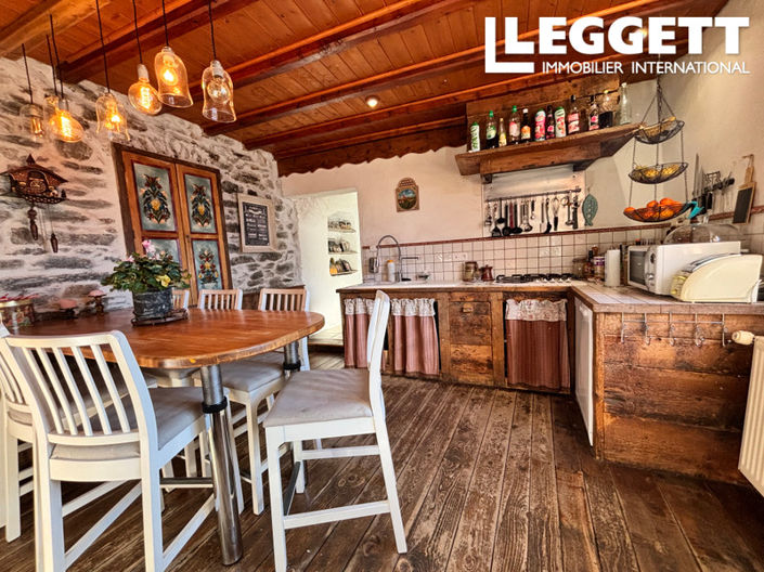 Image No.2-Maison de 5 chambres à vendre à Savoie