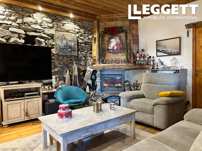 Image No.3-5 Bed House for sale