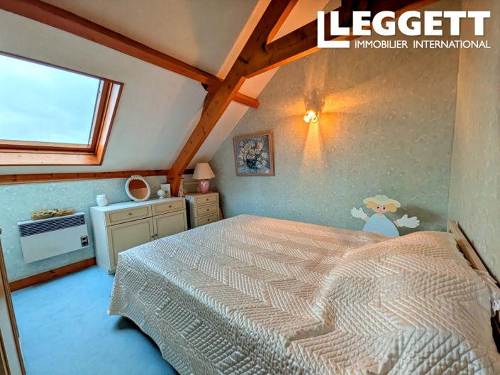 Image No.10-5 Bed House for sale